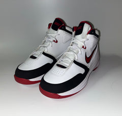 Nike Kids Basketball Boot / Shoe Team Hustle D 4 - White/Varsity Red/Black