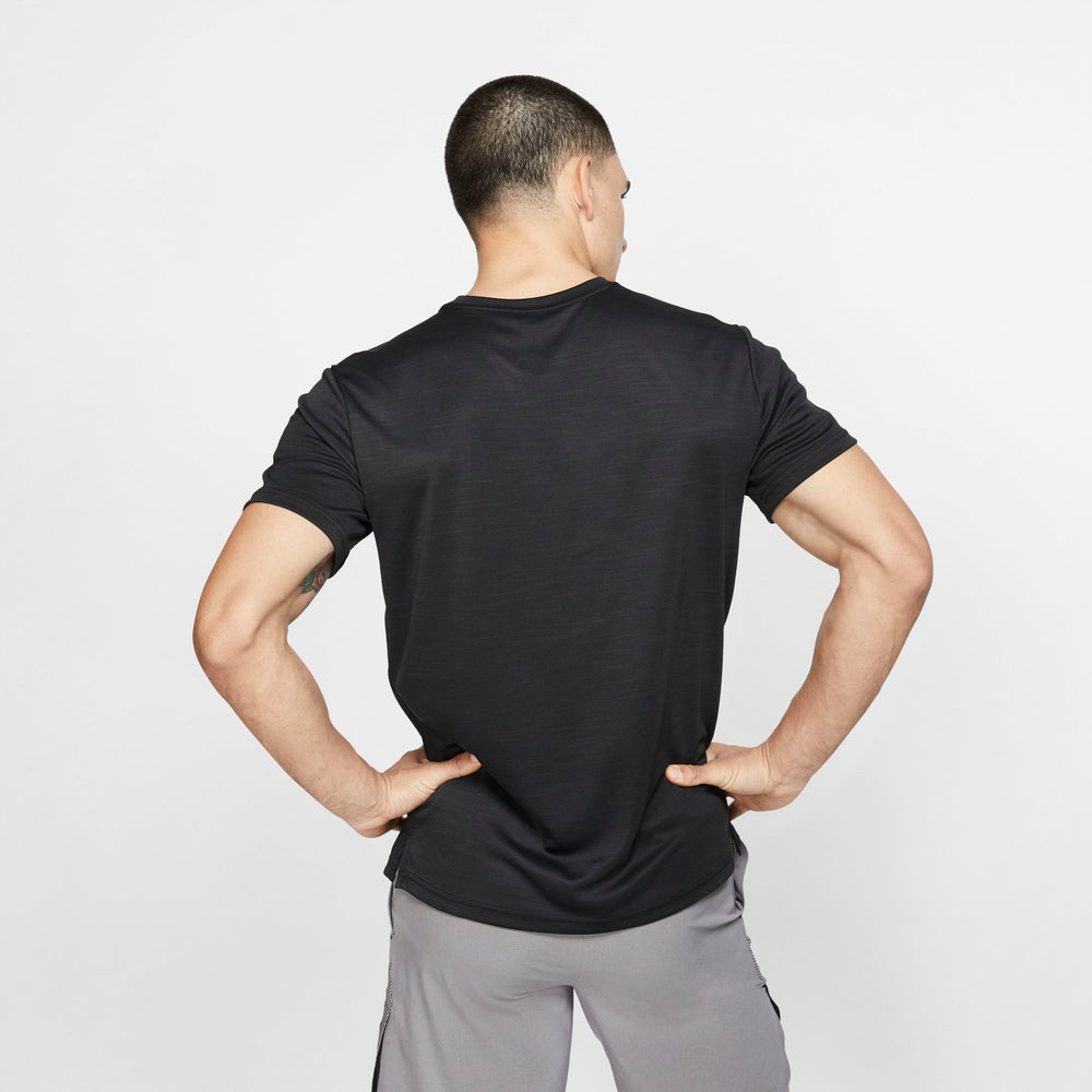 Nike Training Superset Short Sleeved Top - Black/Metallic Hematite NK-AJ8021-010