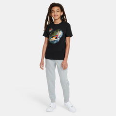 Nike Sportswear Floating Kicks Tee - Black NK-DC7510-010