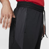 Nike Basketball Therma Pants - Black