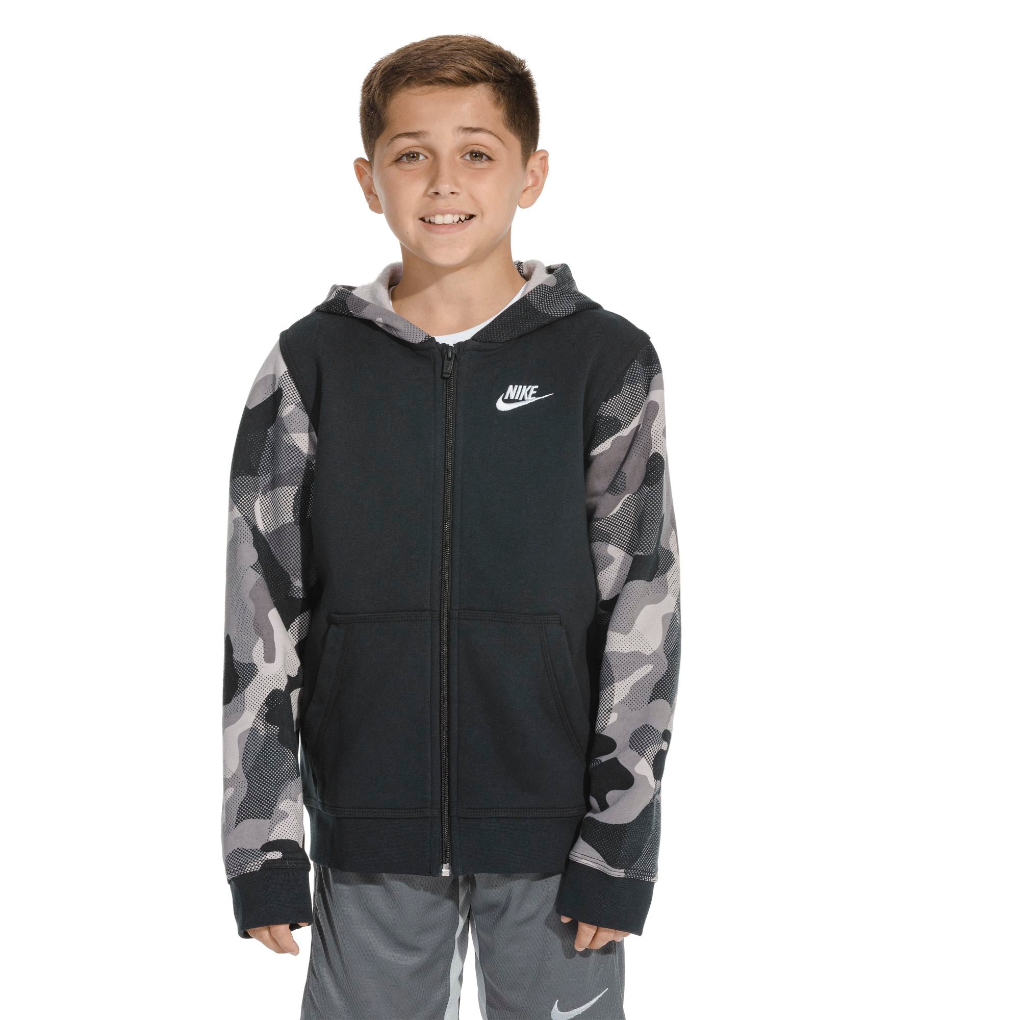 Nike Kids Sportswear Club - Black/White – SwiSh basketball